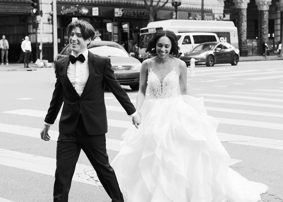 Black Tie trifft California Style: Entdecke elegante WILVORST Smokings für eine moderne Hochzeit in Los Angeles und einen besonderen Bräutigam-Look.